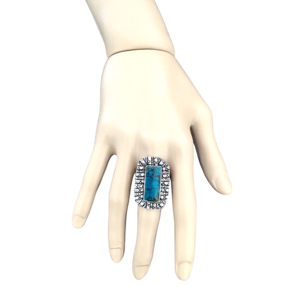 Tibetan Turquoise Gemstone Ring Tribal Style Size 8 - Picture 5 of 5